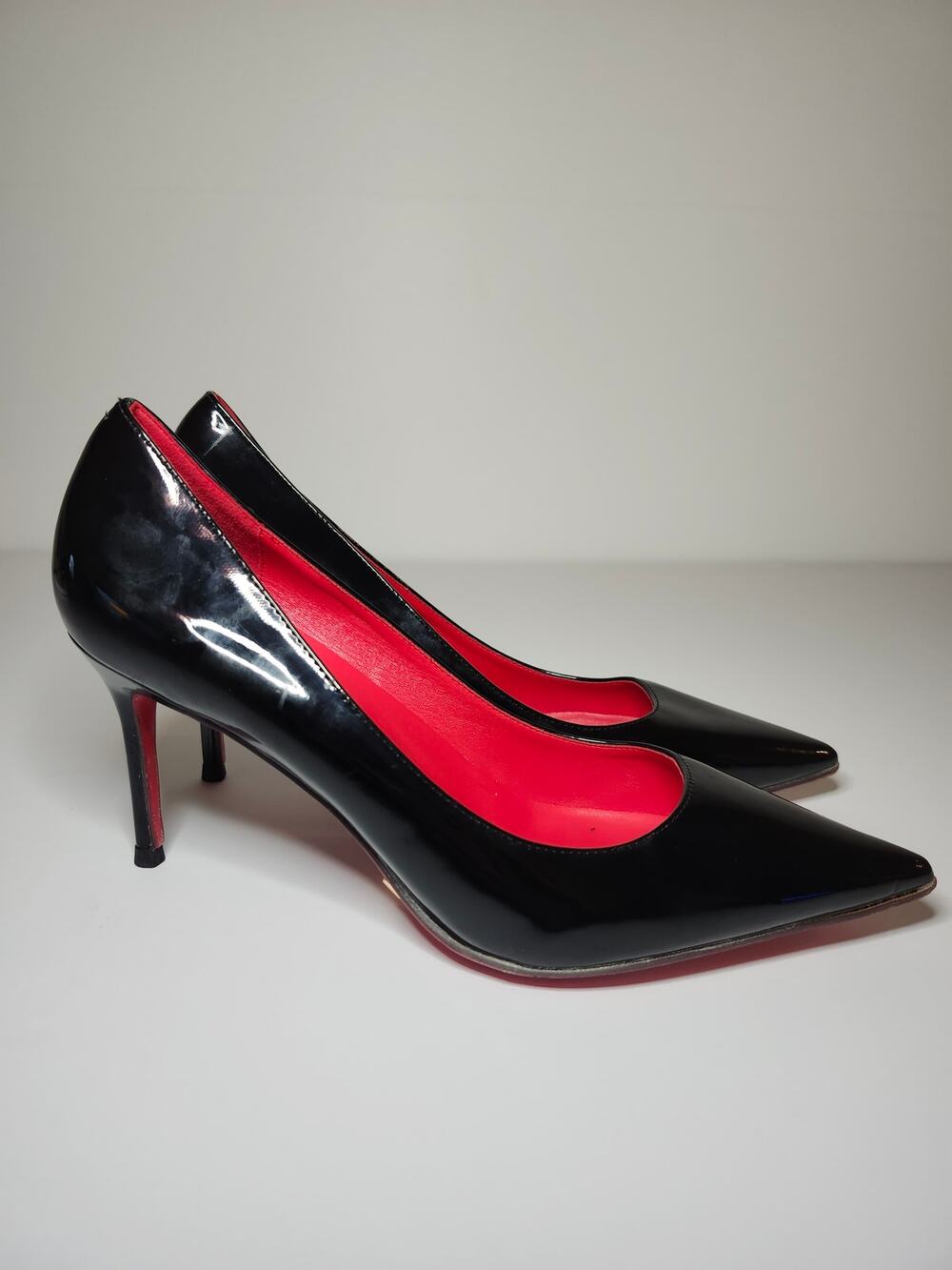 Classic Black Patent Pointed-Toe Heels with Red Lining